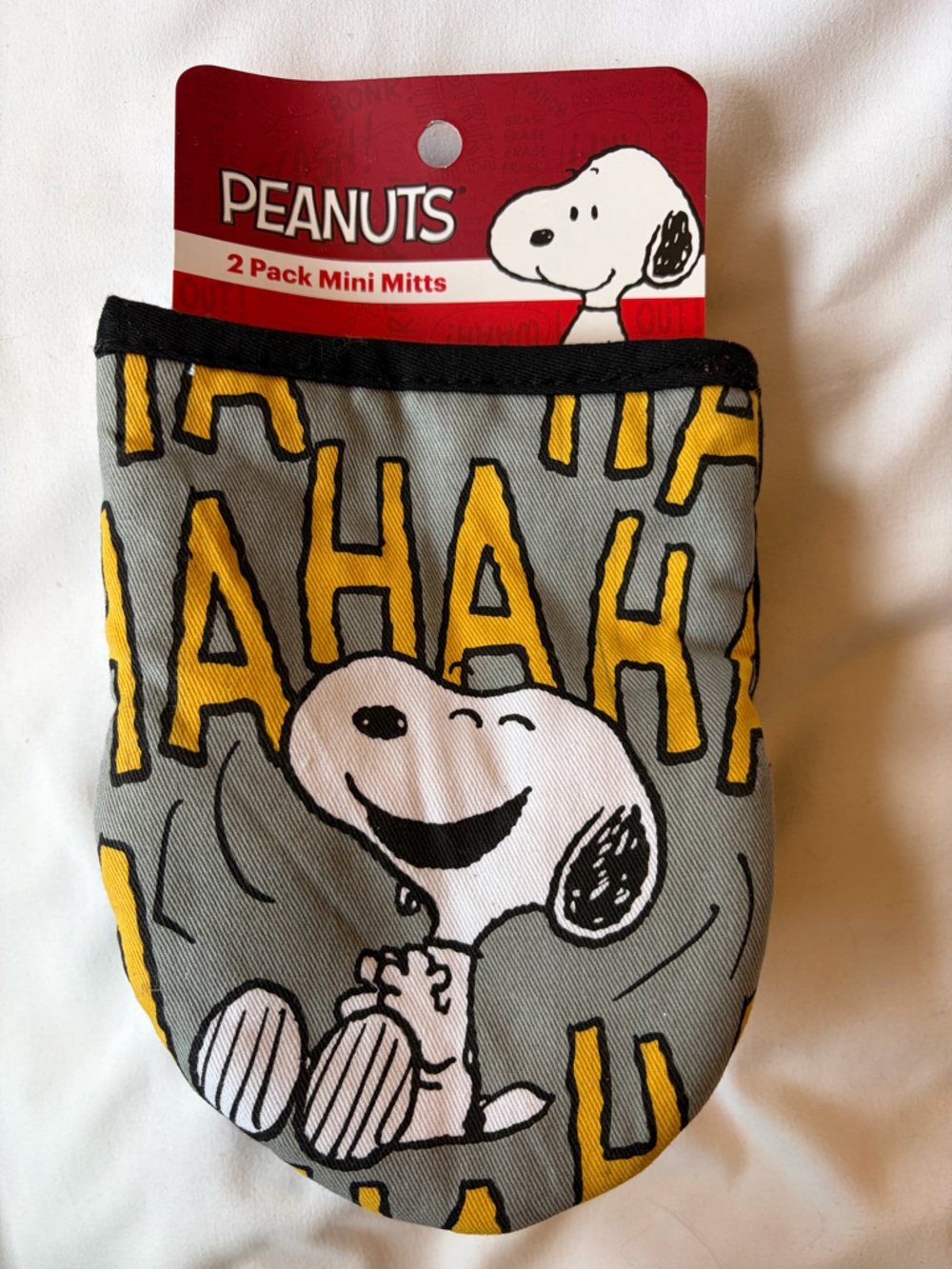 Peanuts Snoopy Mini Mitts in Gray, Yellow & Black